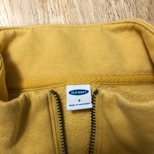 Old Navy Pull on half zip